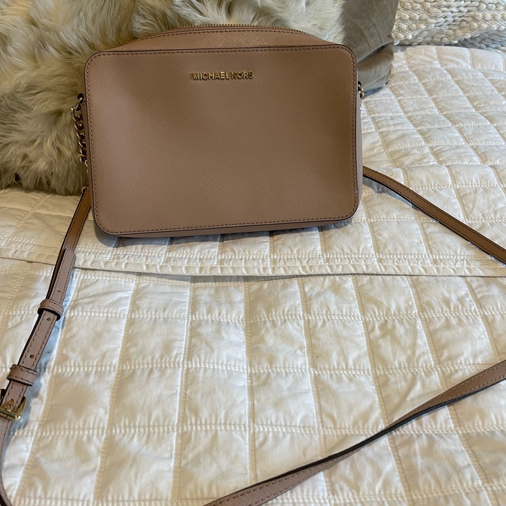 Michael Kors Crossbody